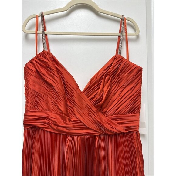 Mac Duggal Size 16 Red Orange 77008 Sweetheart Neck Rhinestone Strap Gown Dress - Picture 5 of 11